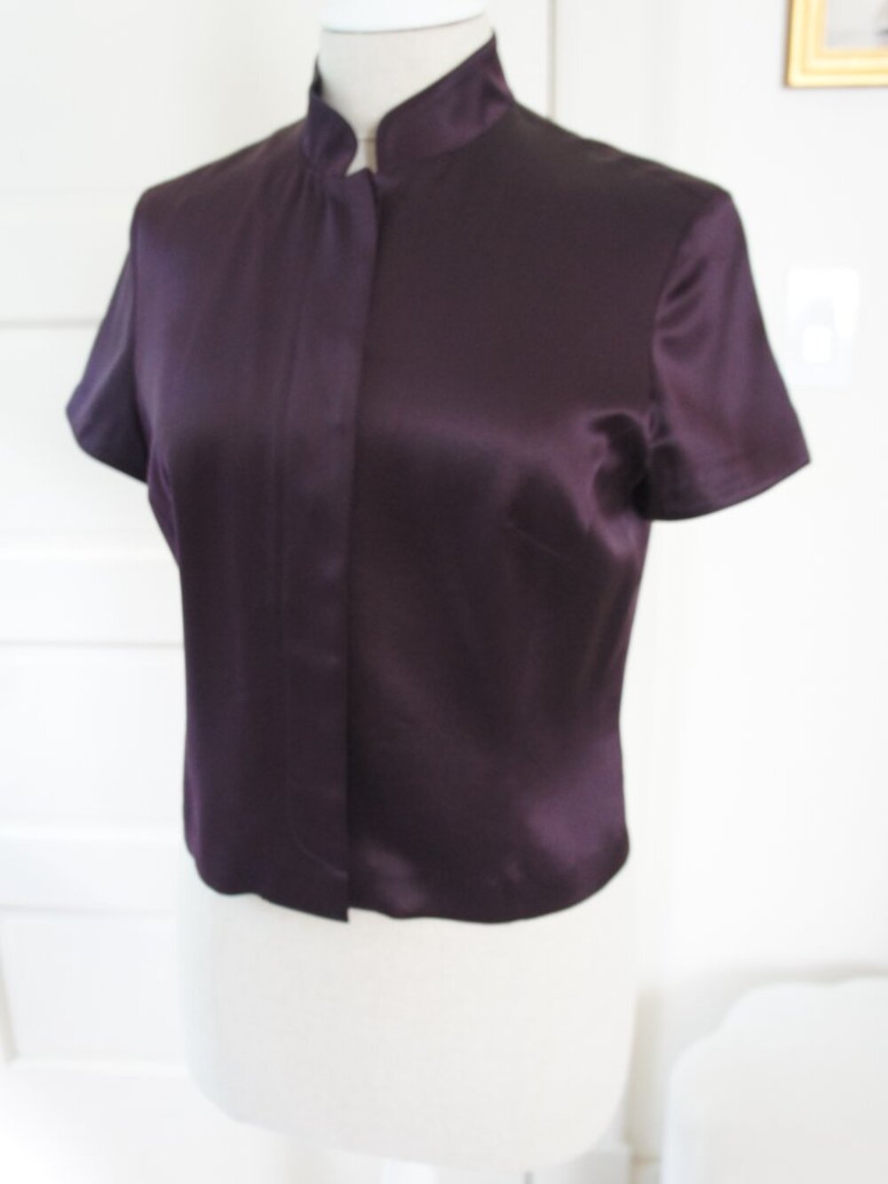100% Silk Purple Short Sleeve Mandarin CollarButton Down the Limited Size 6